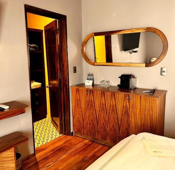 디럭스 스위트, Bito S Hotel Boutique