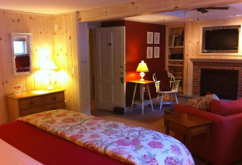 Полулюкс Вид на Сад, Deerhill Inn