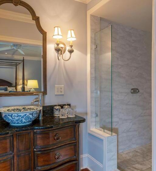 Номер Deluxe с Балконом, The Kenwood Inn Oldest Bed And Breakfast, St Augustine Historic District