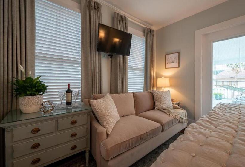 Номер Стандарт с Балконом, The Kenwood Inn Oldest Bed And Breakfast, St Augustine Historic District