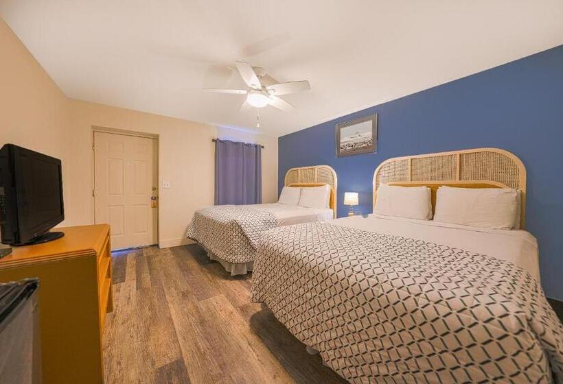 Номер Стандарт 2 Двуспальные Кровати, City Centre Motel By Oyo