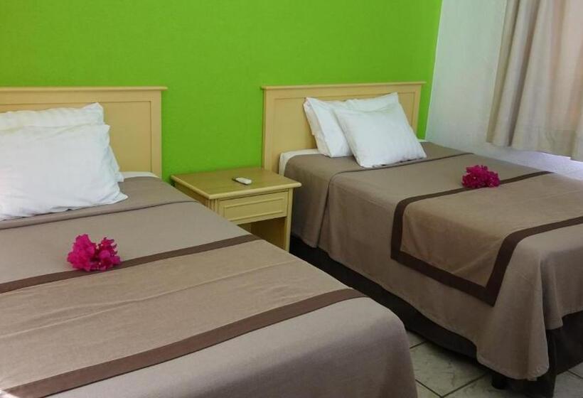 דירת שני חדרים, Sunrock Hotel and Suites