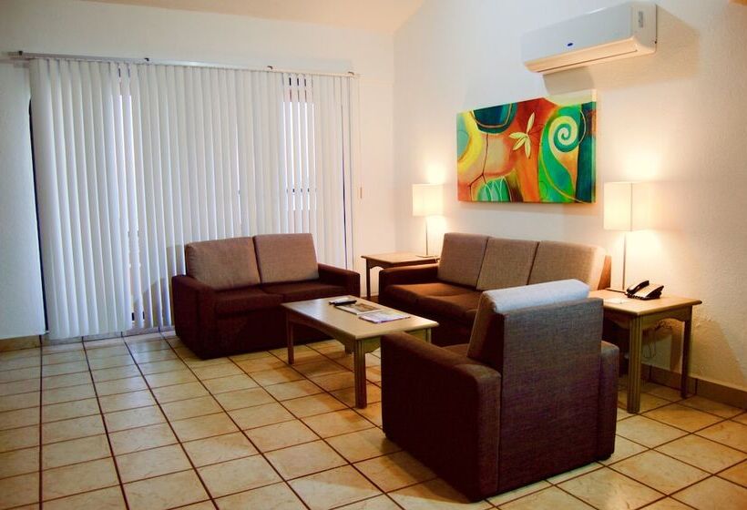 דירת שני חדרים, Sunrock Hotel and Suites