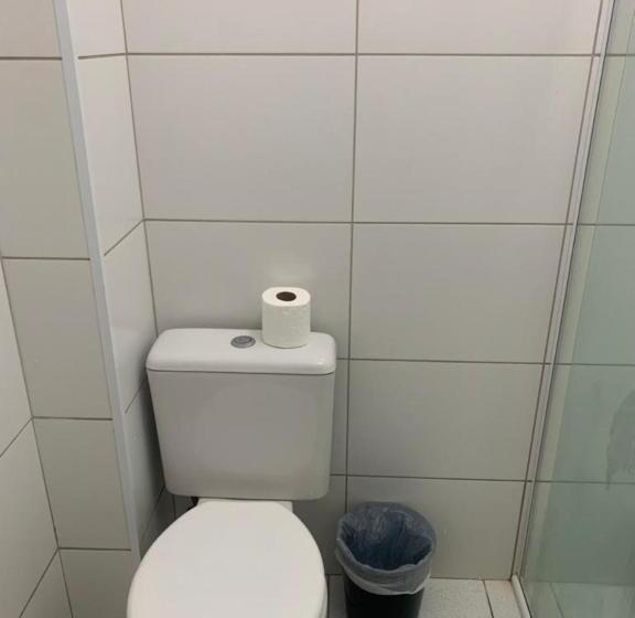 اتاق خانوادگی, Barão Ribeirão