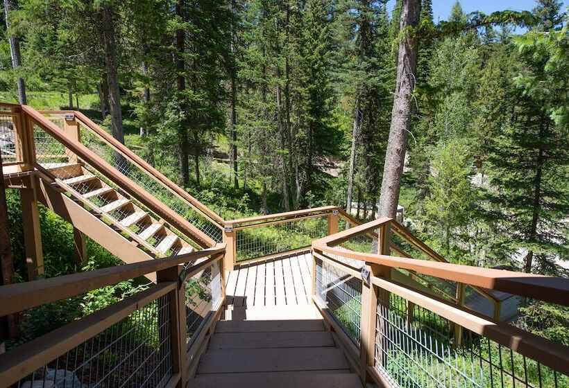 Номер Стандарт, Jackson Hole Hideout