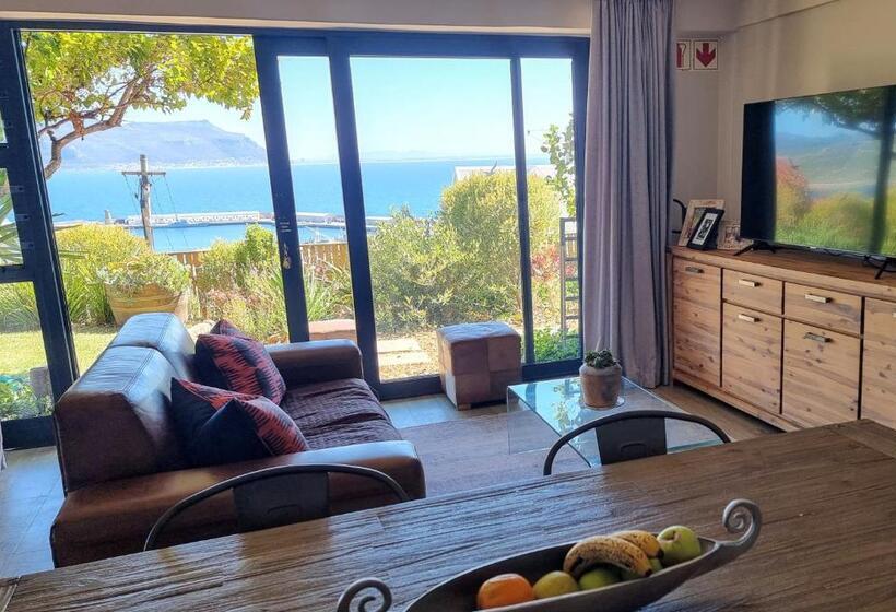 Семейные Апартаменты, Mariner Guesthouse & Villa