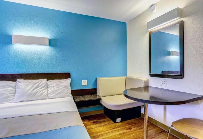 Стандартный Номер Кровать Кинг, Motel 6 Dickson, Tn