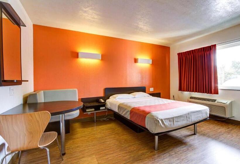 Стандартный Номер Кровать Кинг, Motel 6 Richfield, Oh