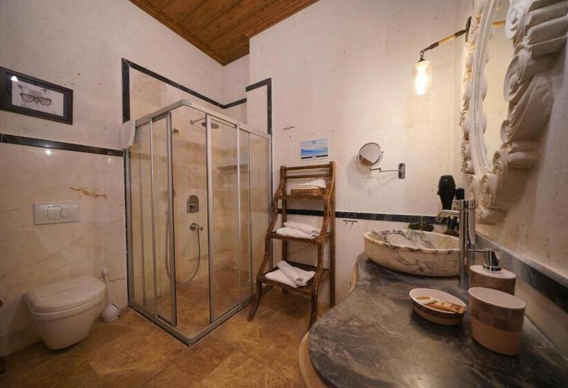 스위트 킹사이즈 침대, Mira Cappadocia
