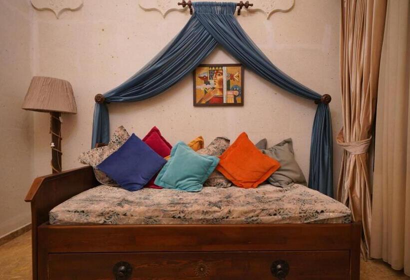 스위트 킹사이즈 침대, Mira Cappadocia