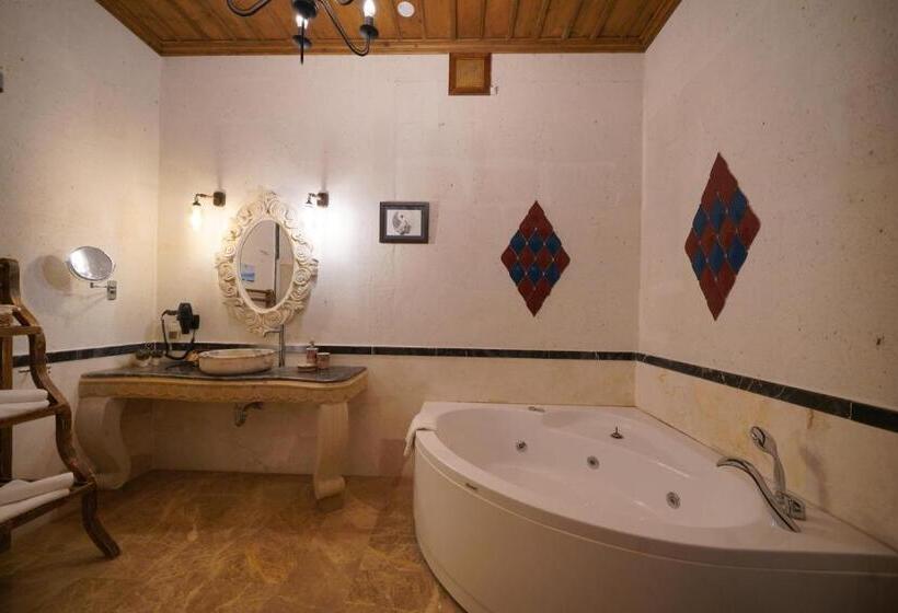 스위트 킹사이즈 침대, Mira Cappadocia