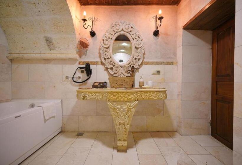 스위트 킹사이즈 침대, Mira Cappadocia