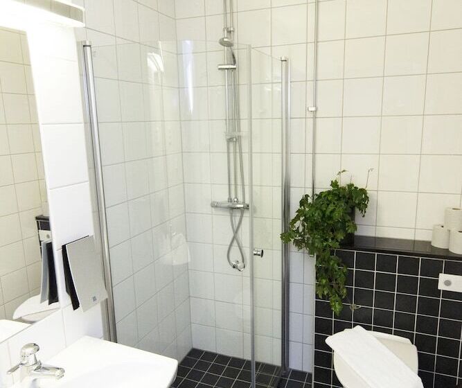 اتاق استاندارد یک نفره, City Central Hotel örebro By First Hotels