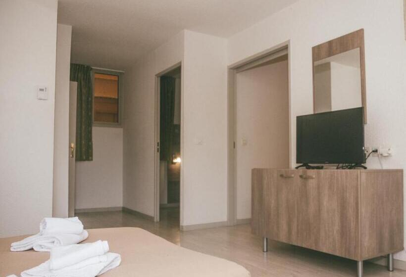 Студия Стандарт, Terres De France   Appart Hotel Le Splendid