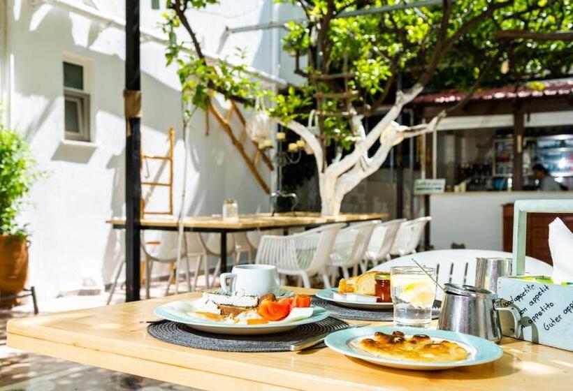 Апартаменты Deluxe 1 Спальня, Lefka Hotel & Apartments