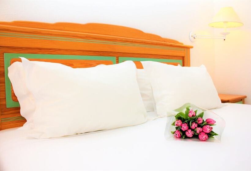 Апартаменты 1 Спальня Вид на Город, Ourabay Hotel Apartamento   Art & Holidays