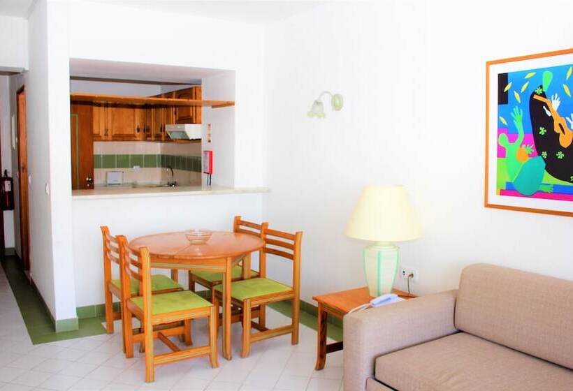 Студия Стандарт Вид на Город, Ourabay Hotel Apartamento   Art & Holidays