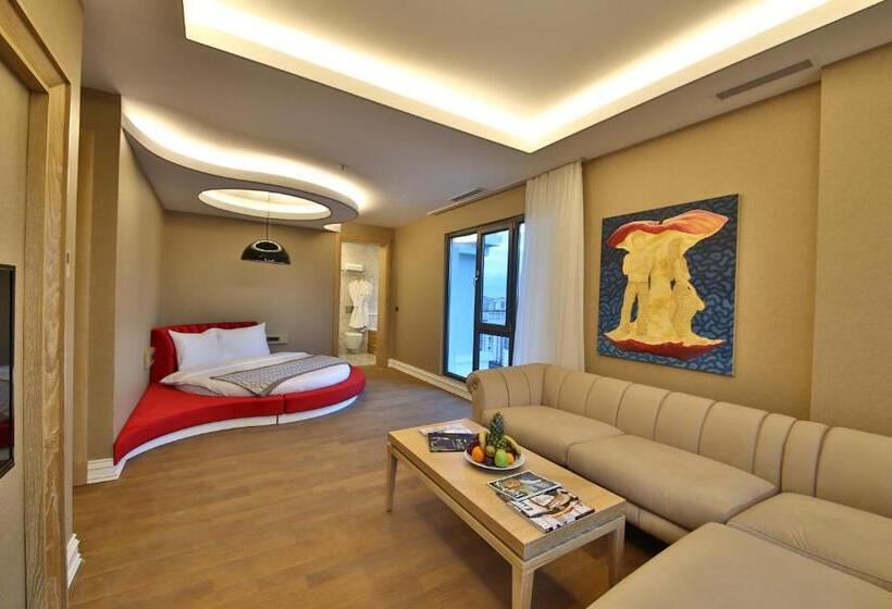 Suite King Bed, Bof Hotels Ceo Suites Atasehir