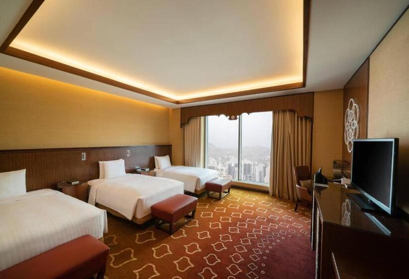 Трехместный Номер Deluxe, Jabal Omar Marriott Hotel Makkah