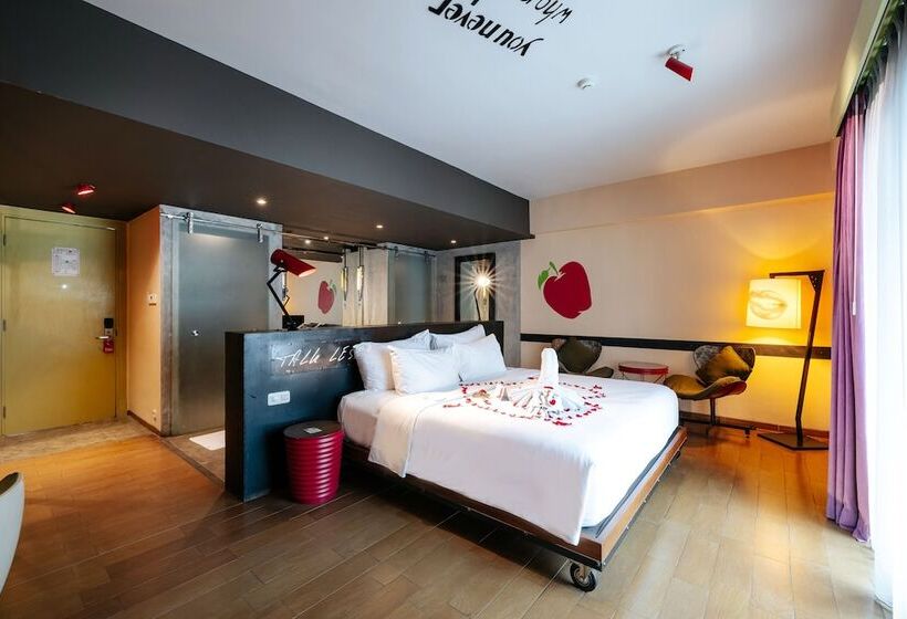 Номер Deluxe Вид на Бассейн, Viva Dash Hotel Seminyak