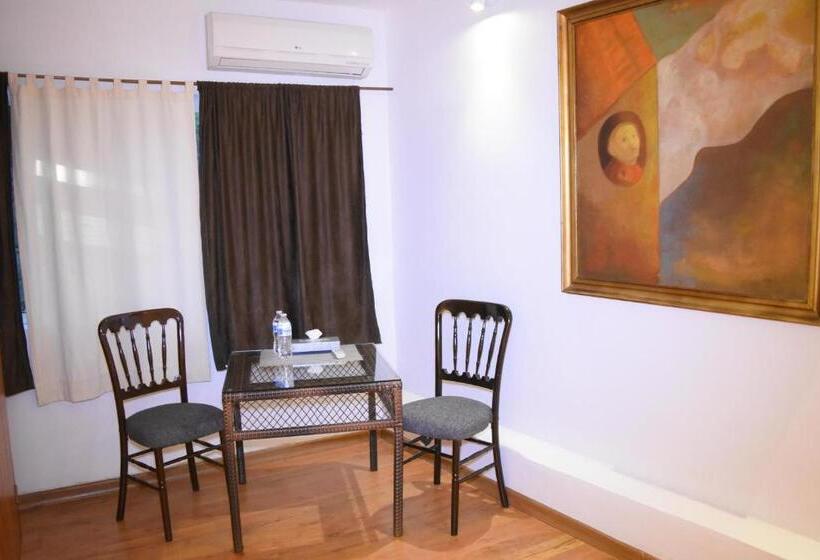 اتاق لوکس با تخت بزرگ, La Joyita Cuernavaca