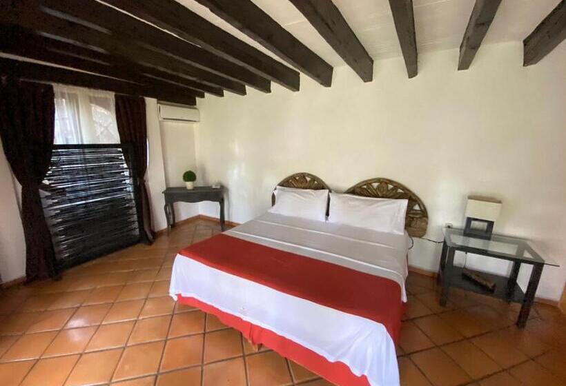 اتاق لوکس با تخت بزرگ, La Joyita Cuernavaca