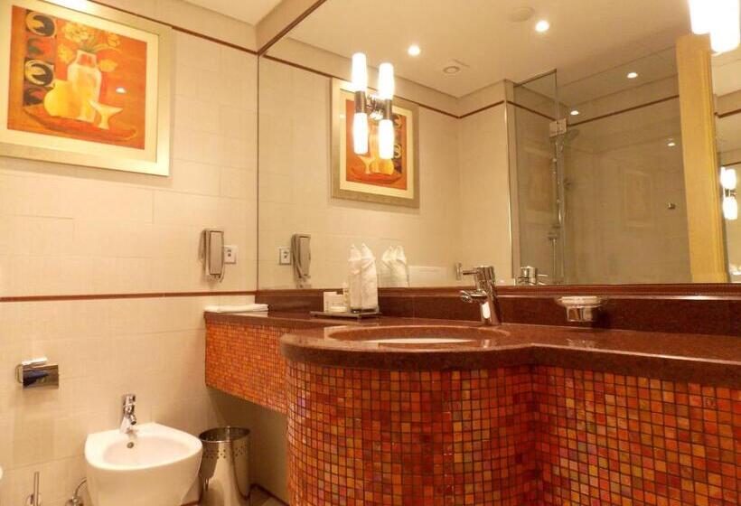 اتاق استاندارد, Millennium Hotel & Convention Centre Kuwait