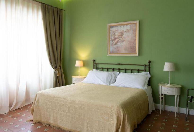 اتاق لوکس, Villa Dorata