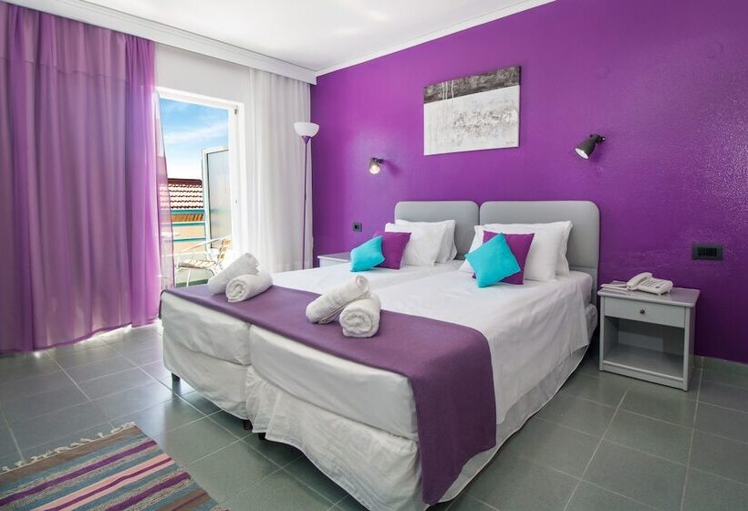 إستوديو قياسى, Kahlua Hotel Apartments