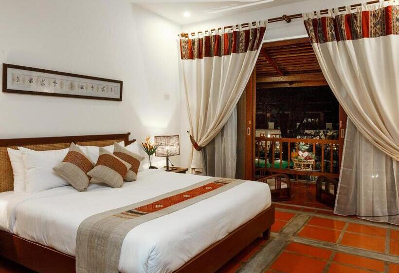 Люкс, Riverside Boutique Resort, Vang Vieng