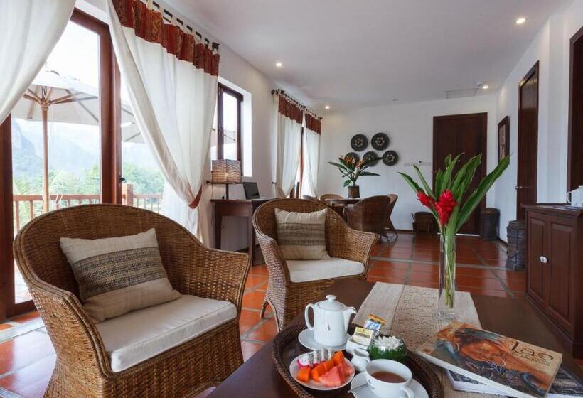 Люкс, Riverside Boutique Resort, Vang Vieng