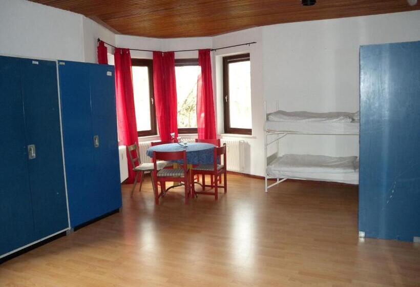 Кровать в Общей Комнате, Hostel Goslar