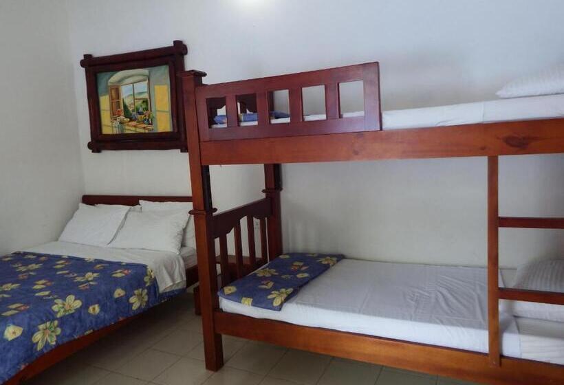 이코노이 4인룸, Campestre Villa Yudy