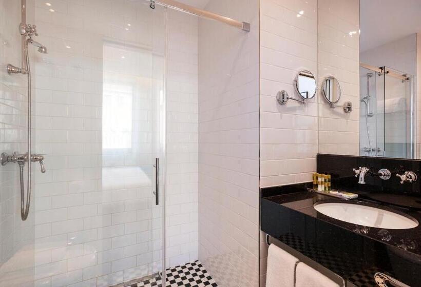 Номер Стандарт, Eurostars Danube Budapest