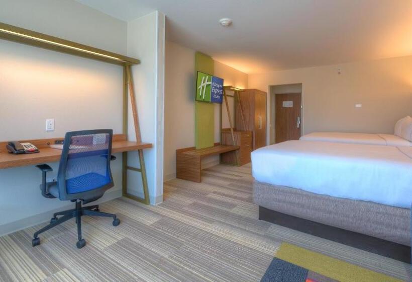 חדר סטנדרט שתי מיטות זוגיות, Holiday Inn Express & Suites Tulsa Midtown, An Ihg