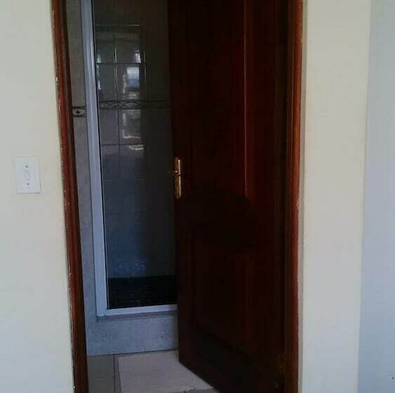 חדר סטנדרט, Noraclox Inn