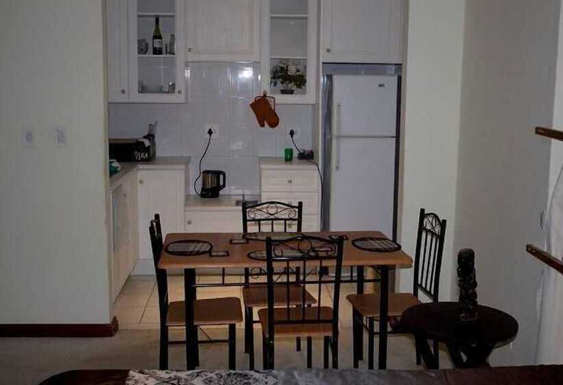 חדר סטנדרט, Noraclox Inn