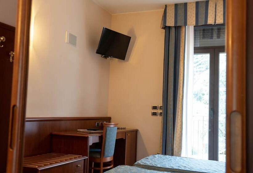 Superior room with lake view, Garda Family House