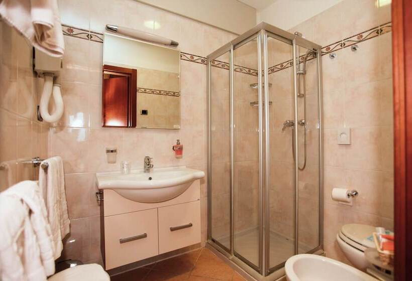 Четырехместный Номер Superior, Garda Family House