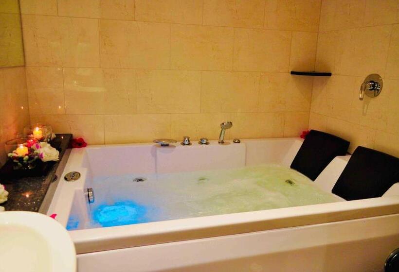 디럭스 스위트 킹 침대, Casa Mahanaim Colferias, Bogotá