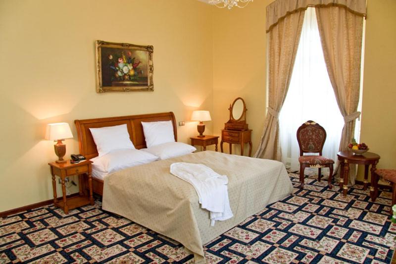 Номер Deluxe, Chateau Zbiroh
