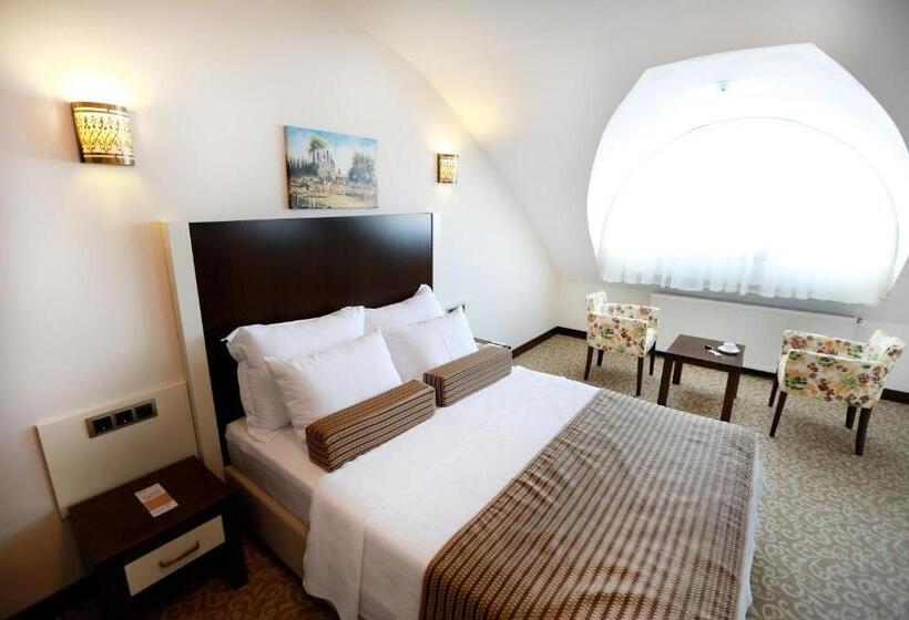 اتاق استاندارد, Lavin Hotel & Spa