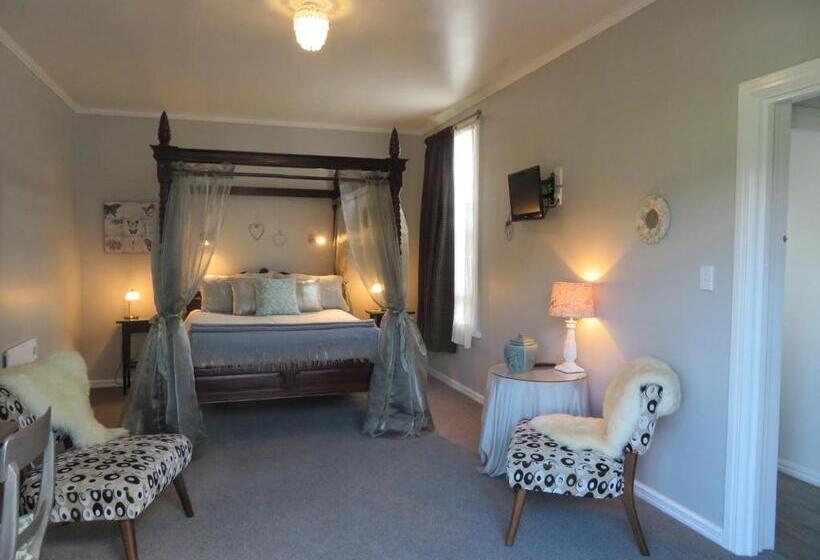 스위트, Cotswold Cottage