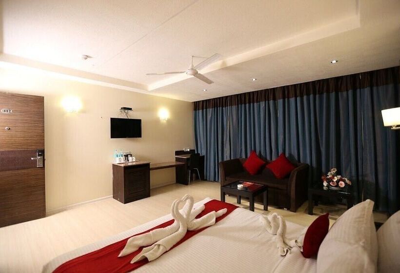 اتاق اجرایی, Tulip Inn Zirakpur