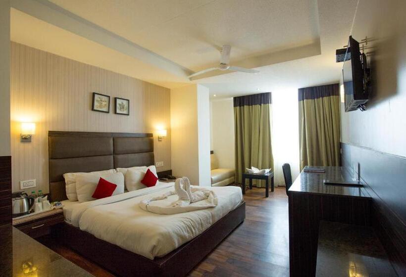 اتاق لوکس, Tulip Inn Zirakpur