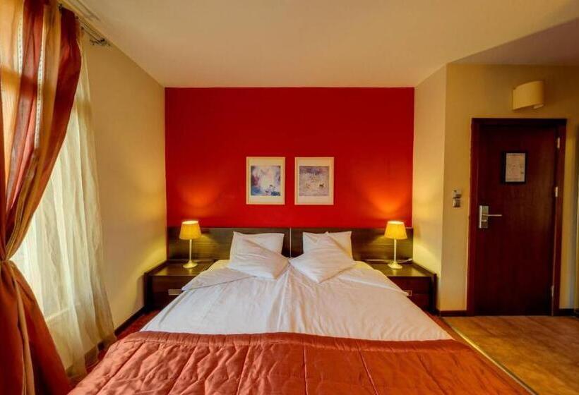 Quarto Estandar Vista Cidade, Famil   Adults Only