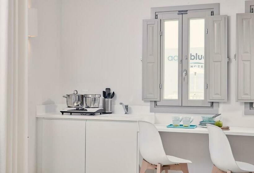استودیوی استاندارد با چشم‌انداز دریا, Aqua Blue Beach