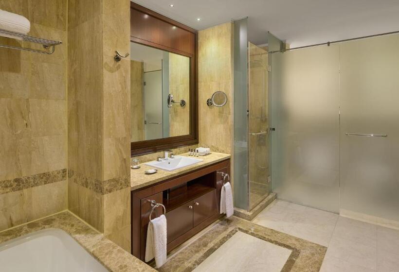 חדר מלכותי, Royal Maxim Palace Kempinski Cairo