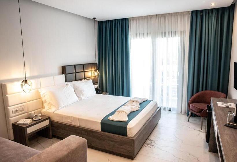 Трехместный Номер Deluxe, Lagaria