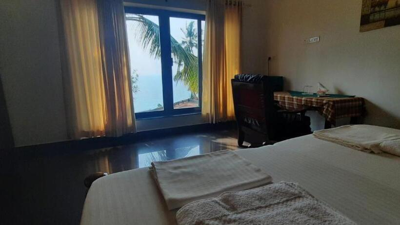 Номер Deluxe Вид на Море, Seashore Beach Resort Varkala